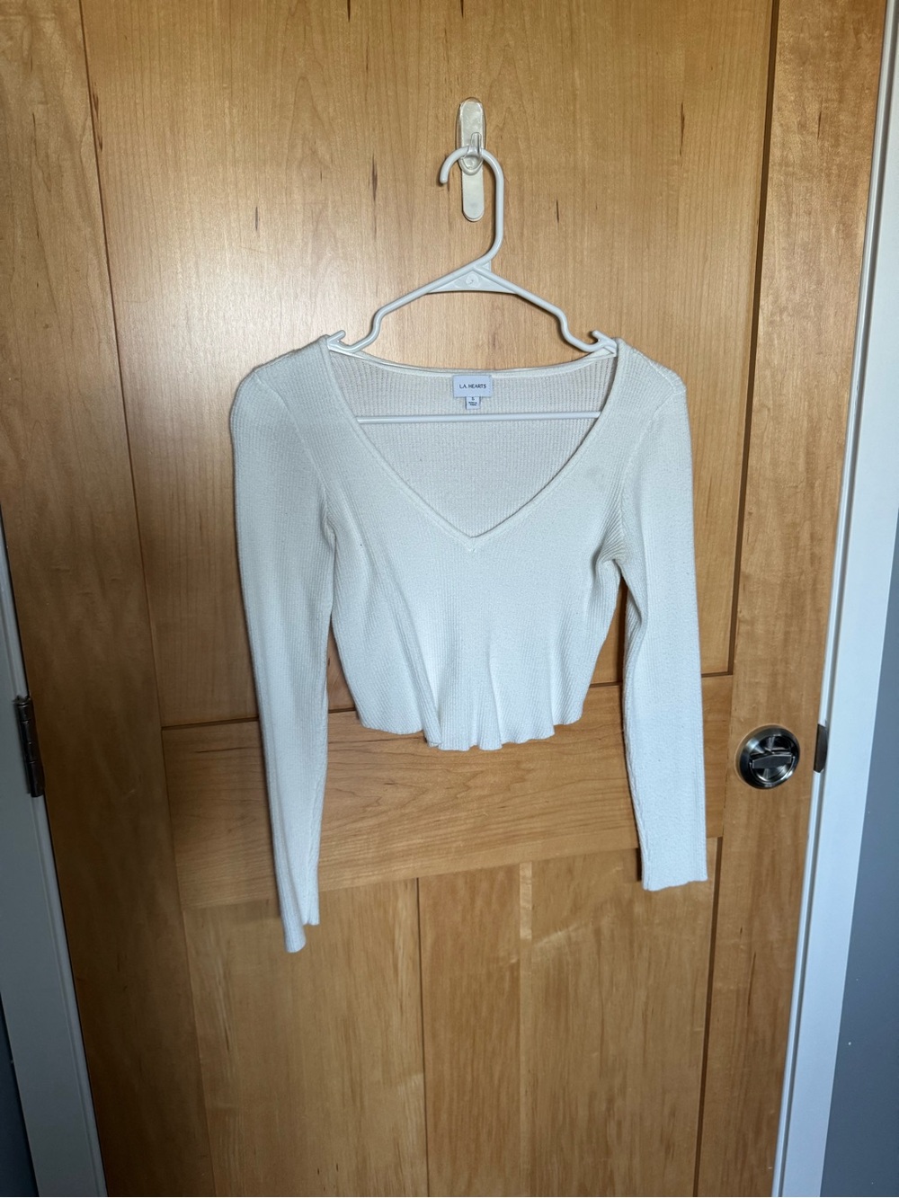 La Hearts Ivory Ribbed V-Neck Long Sleeve Cropped Top